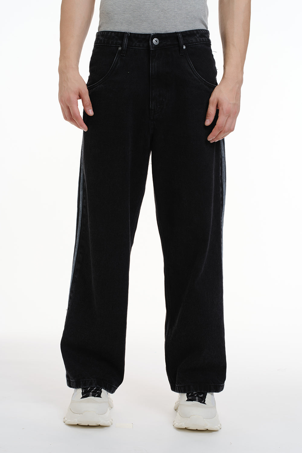 Ridge Line Black Straight Fit Jeans