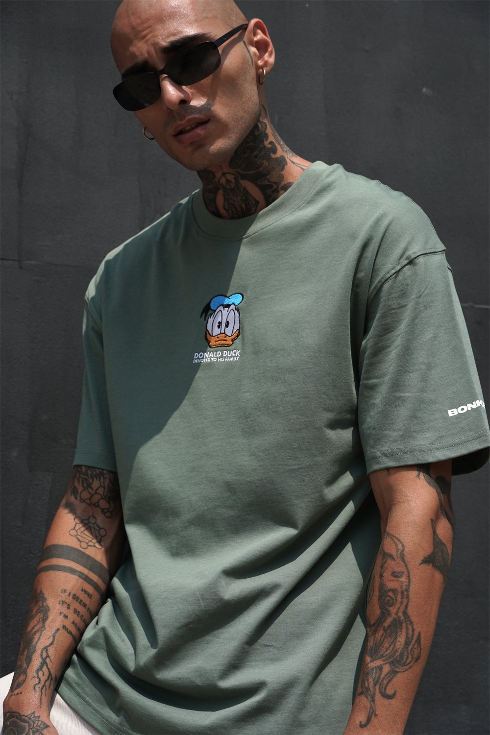 Disney Donald Duck Oversized T-shirt - BonkersCorner