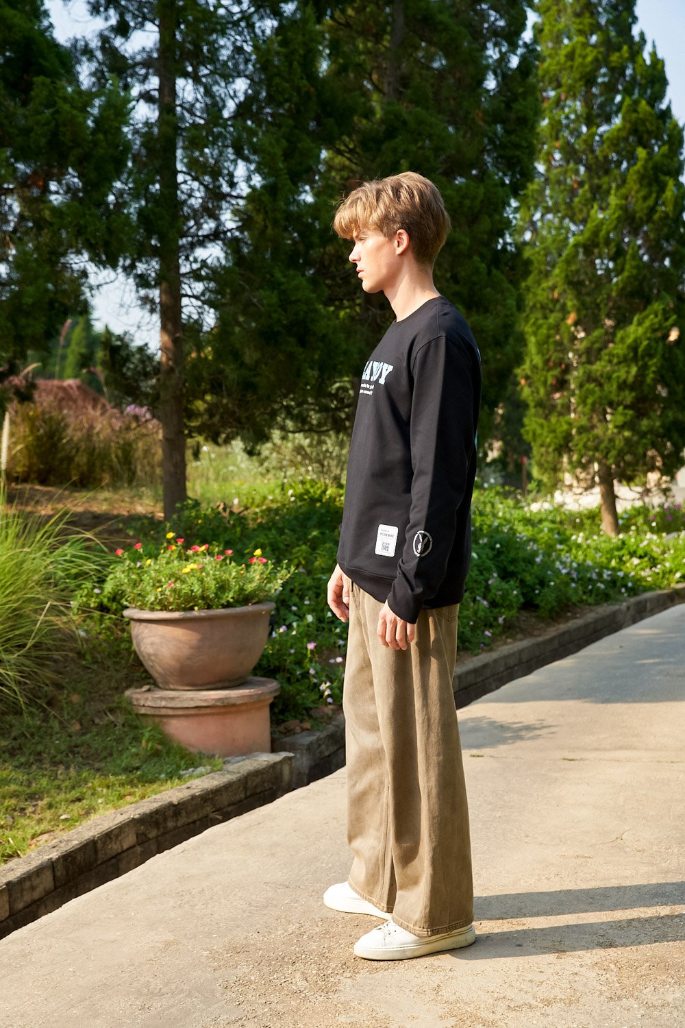 Follow The Rabbit Oversized Sweatshirt - BonkersCorner