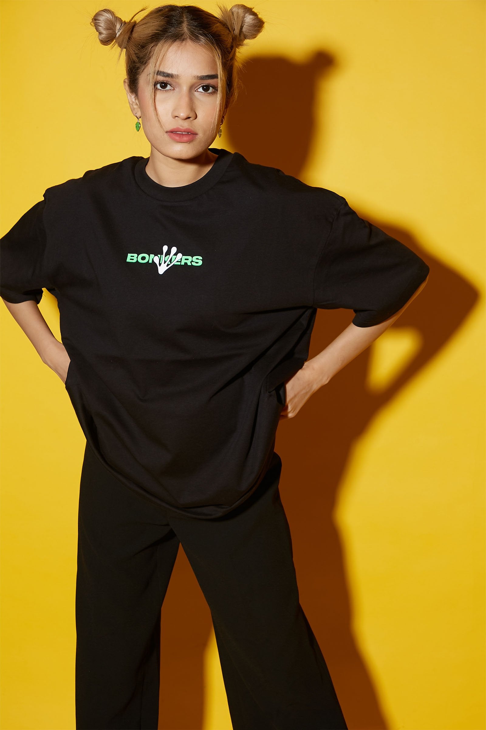 Humans Arenรขโฌโขt Real Oversized Tshirt - BonkersCorner