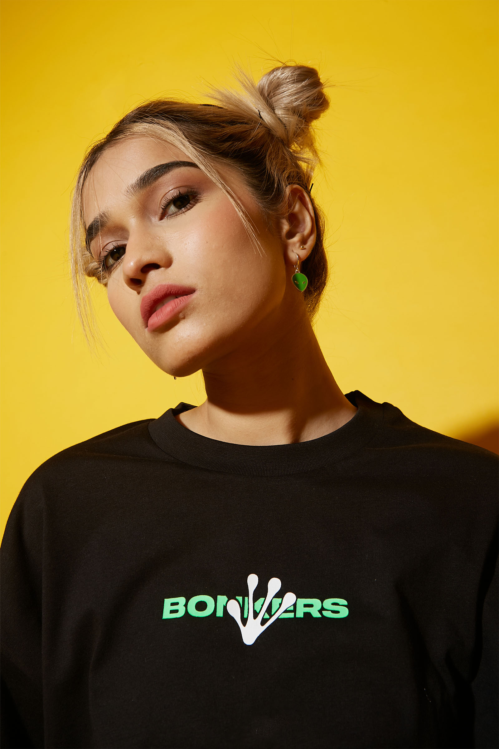 Humans Arenรขโฌโขt Real Oversized Tshirt - BonkersCorner