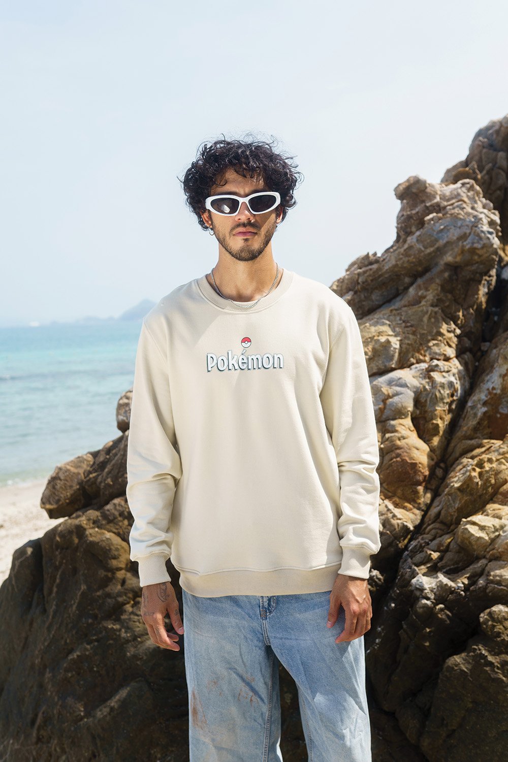 Legendary Mewtwo Oversized Sweatshirt - BonkersCorner