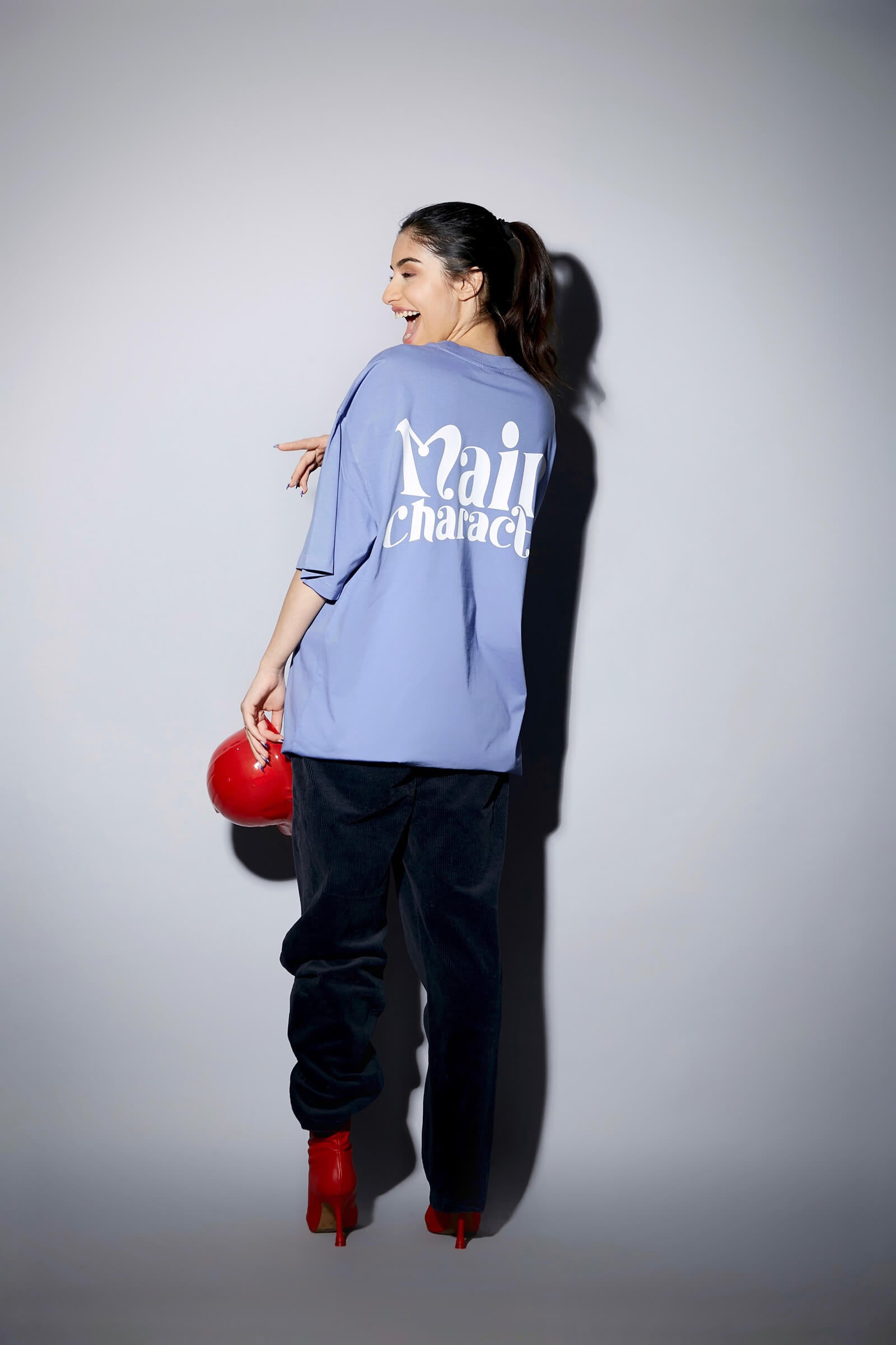 Main Character Oversized T-Shirt - BonkersCorner
