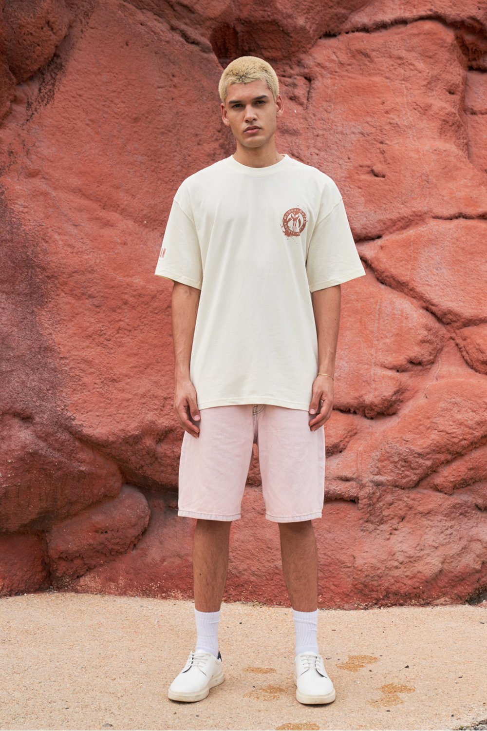 Mandalorian Off White Oversized T-shirt - BonkersCorner