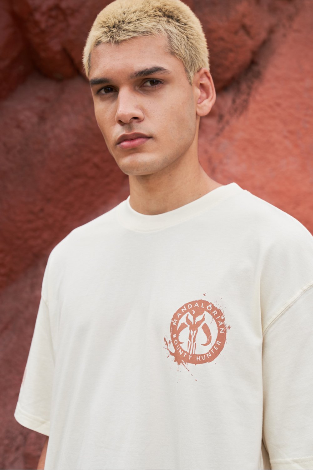 Mandalorian Off White Oversized T-shirt - BonkersCorner