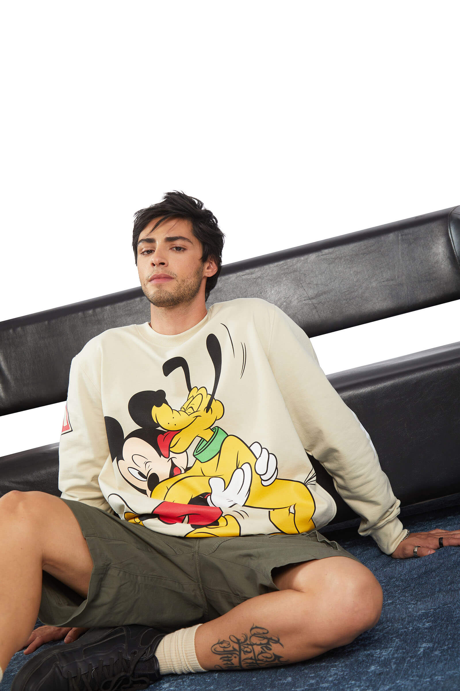 Mickey & Pluto Oversized Sweatshirt - BonkersCorner