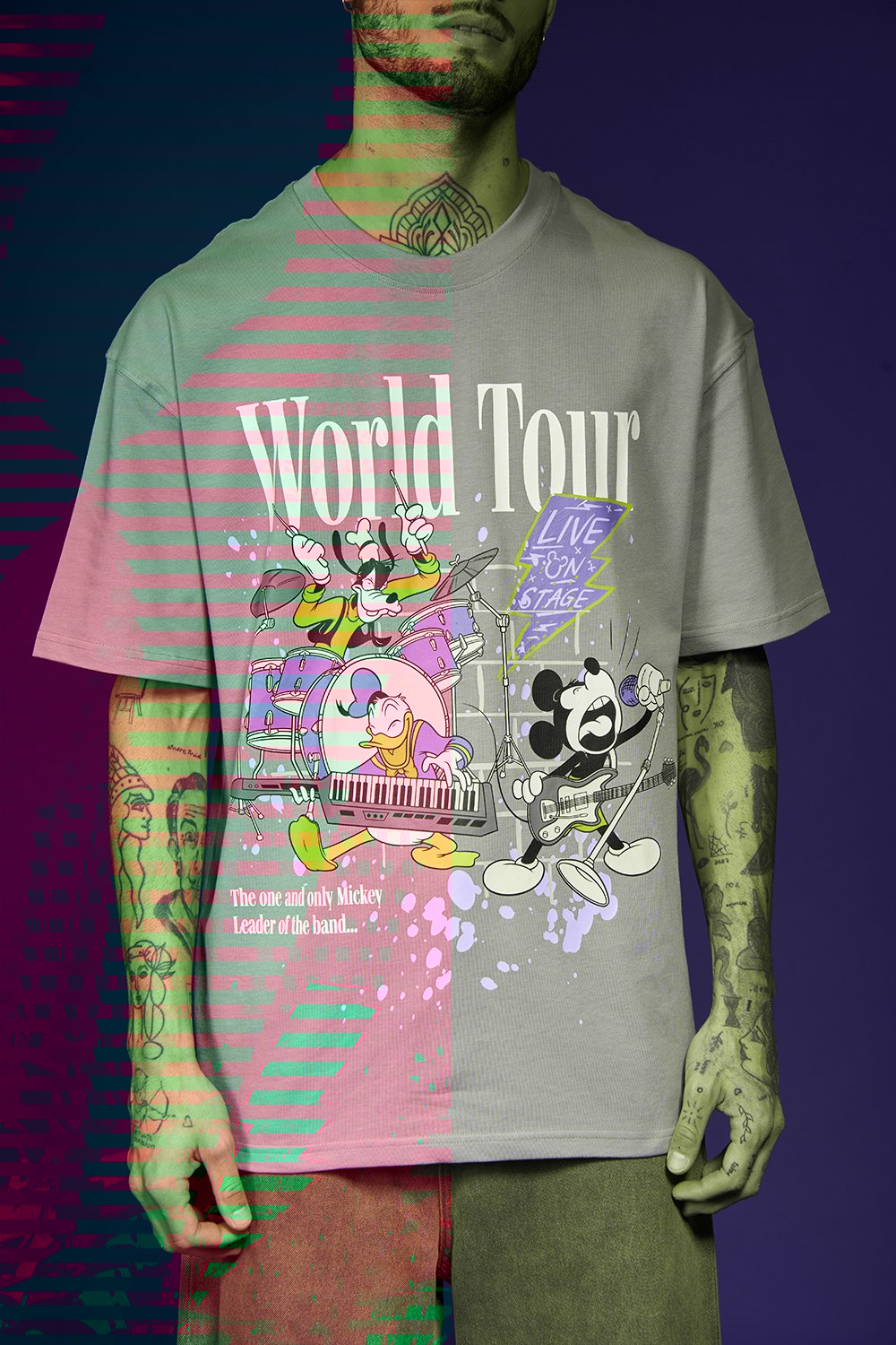 Mickey - World Tour Oversized T-shirt - BonkersCorner