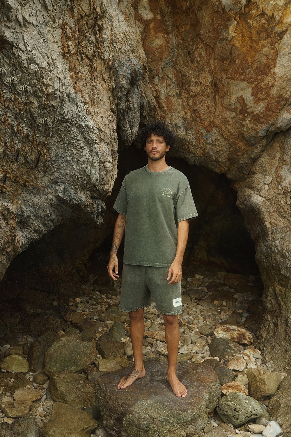 Olive Premium Heavyweight Faded Oversized T-shirt - BonkersCorner