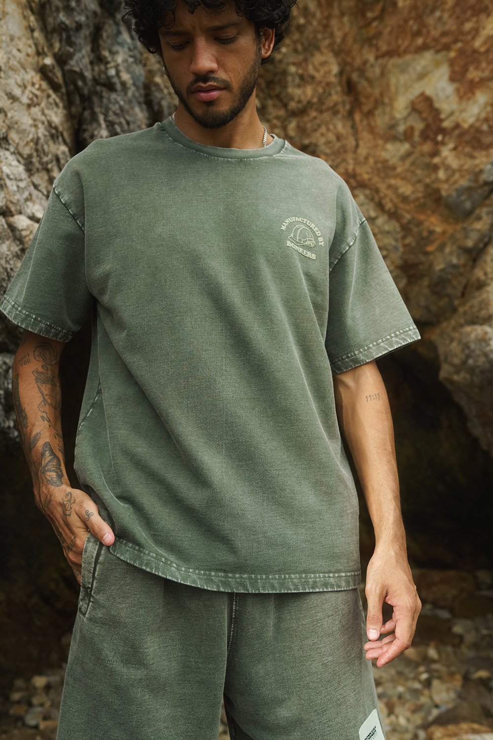 Olive Premium Heavyweight Faded Oversized T-shirt - BonkersCorner