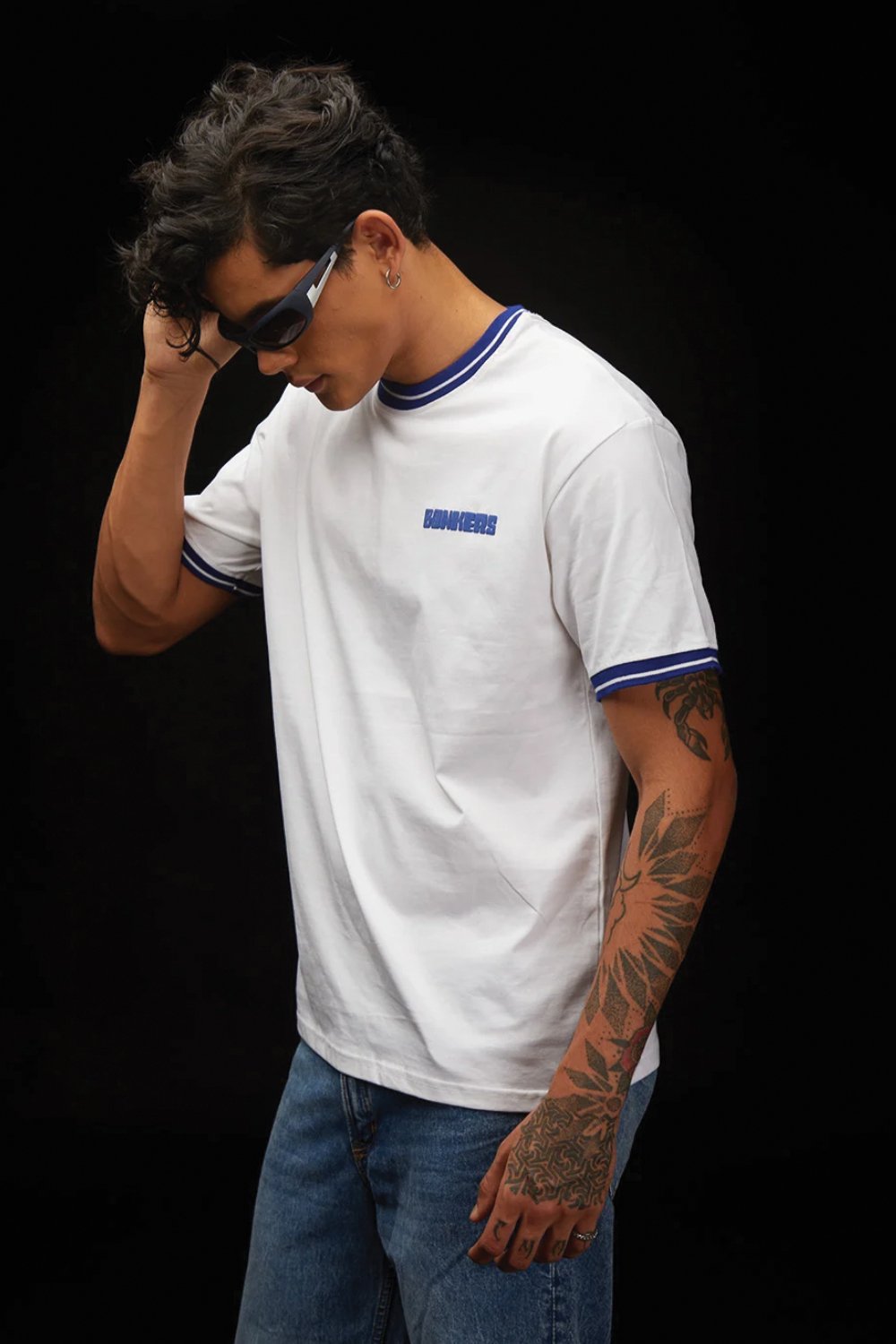Outlined Collar Oversized T-shirt - BonkersCorner