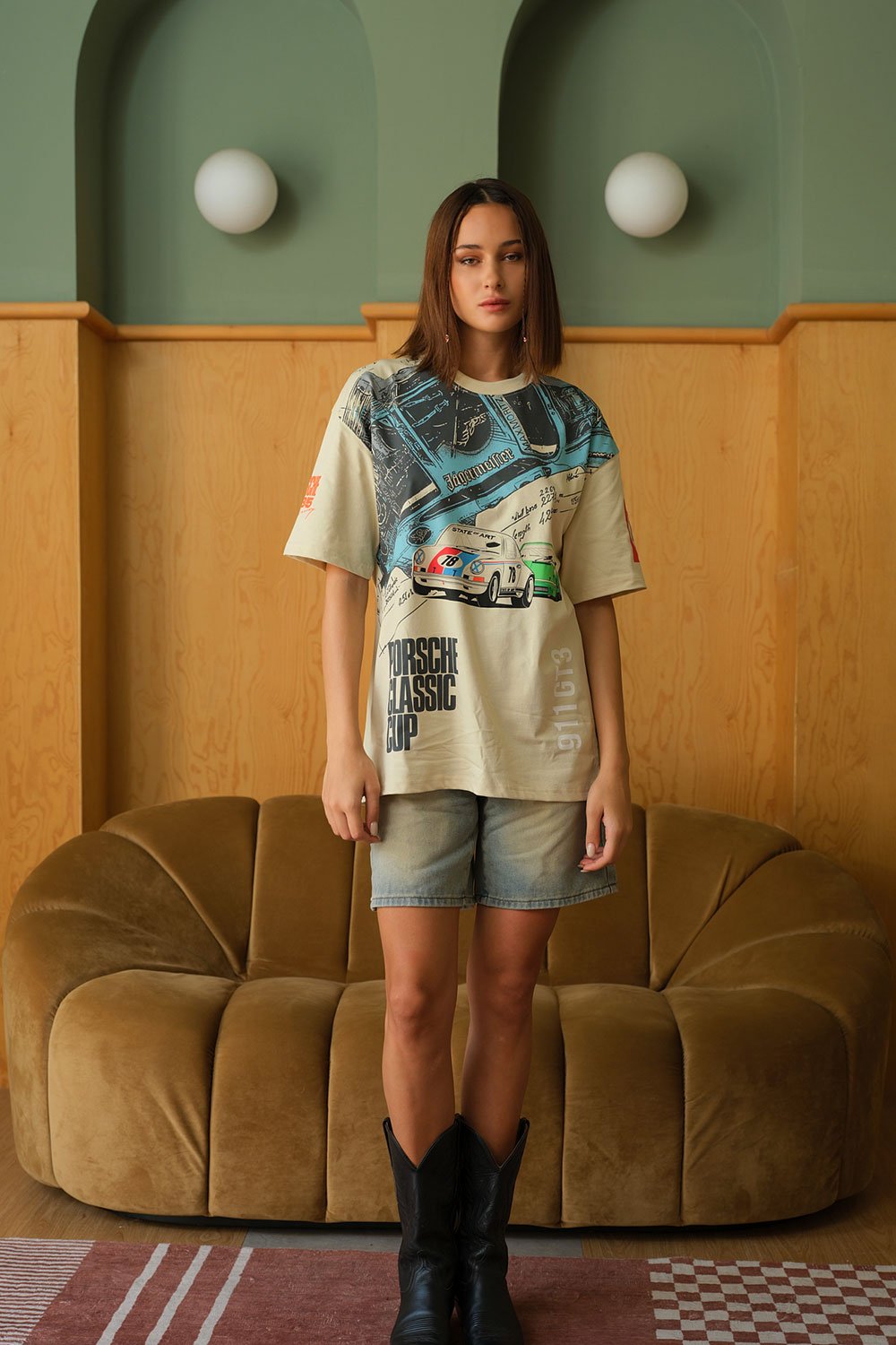 Porsche 1985 Oversized T-shirt - BonkersCorner