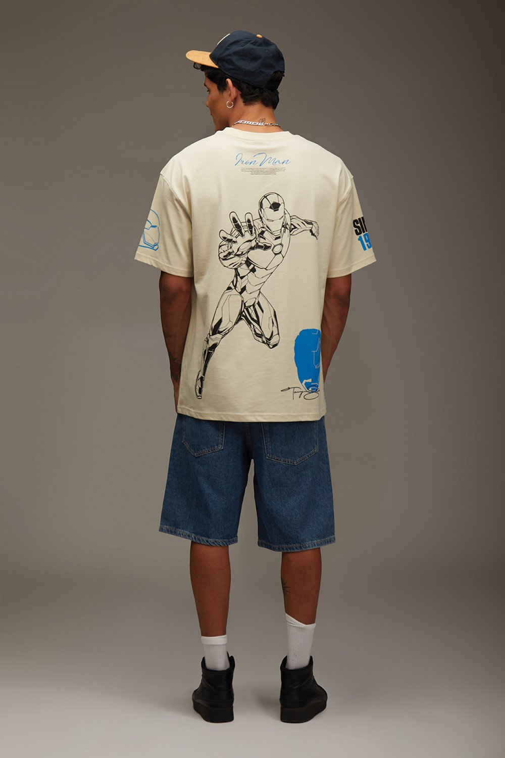 Signature Iron Man Oversized T-shirt - BonkersCorner