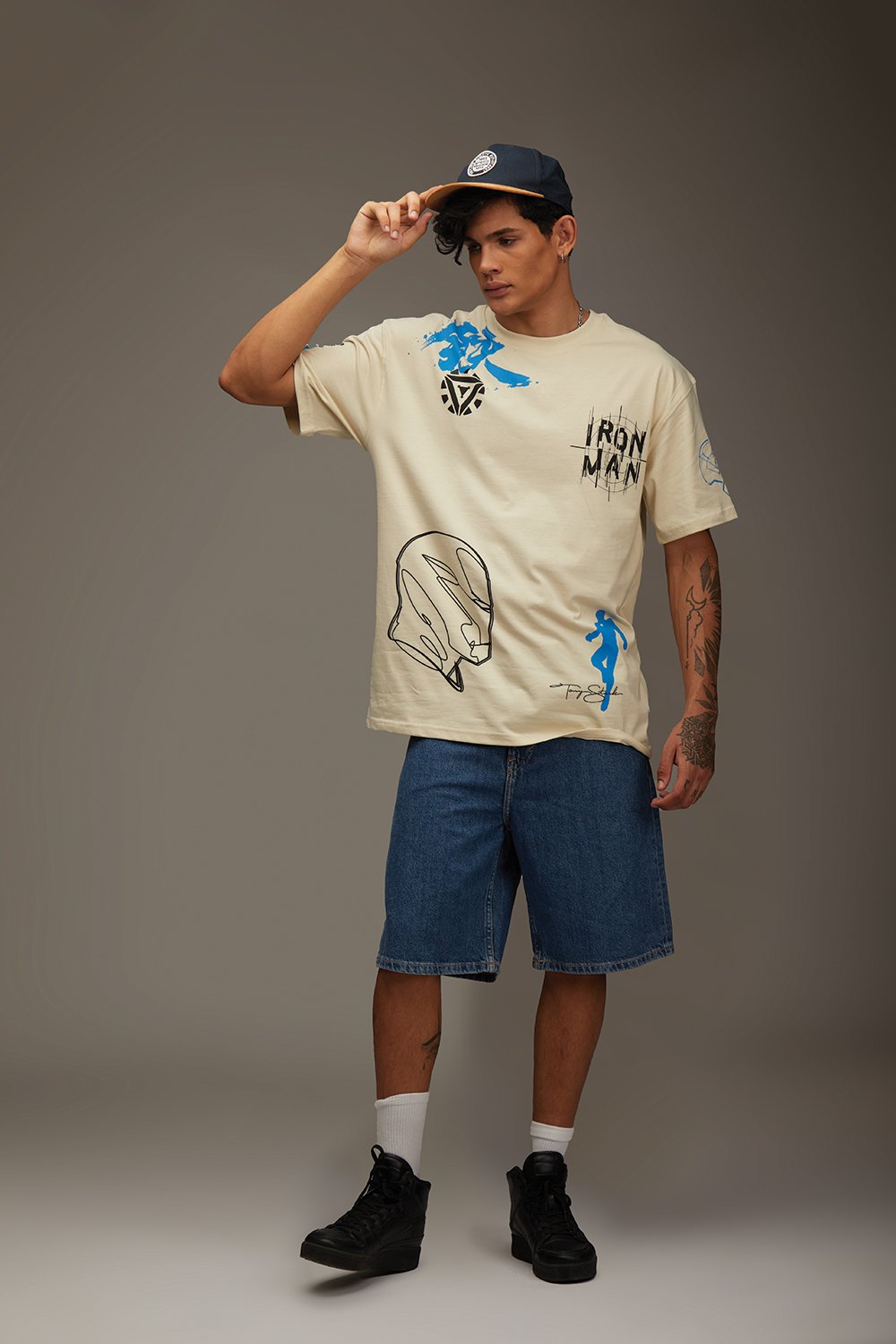 Signature Iron Man Oversized T-shirt - BonkersCorner