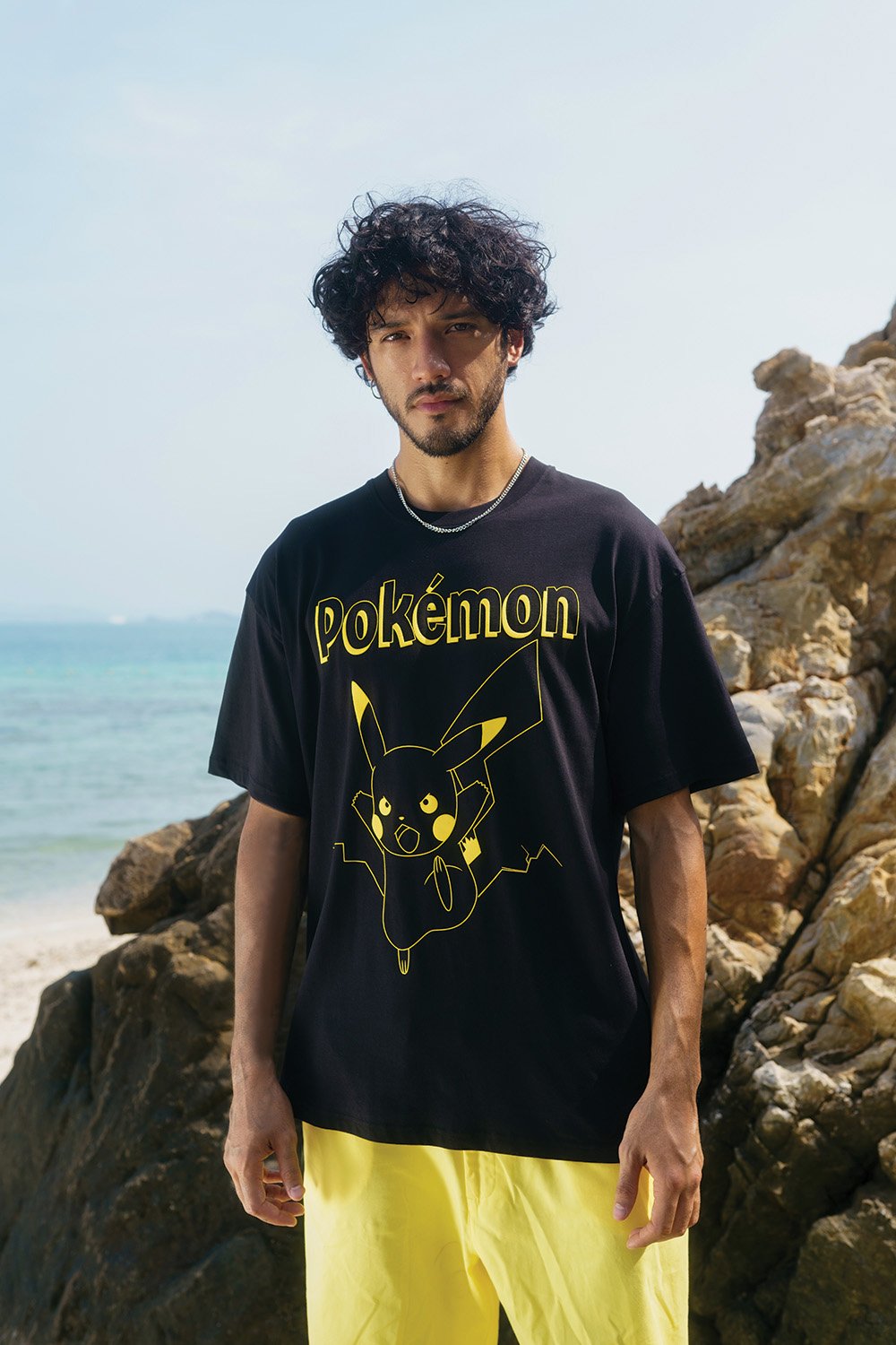 Thunderbolt Pikachu Oversized T-shirt - BonkersCorner