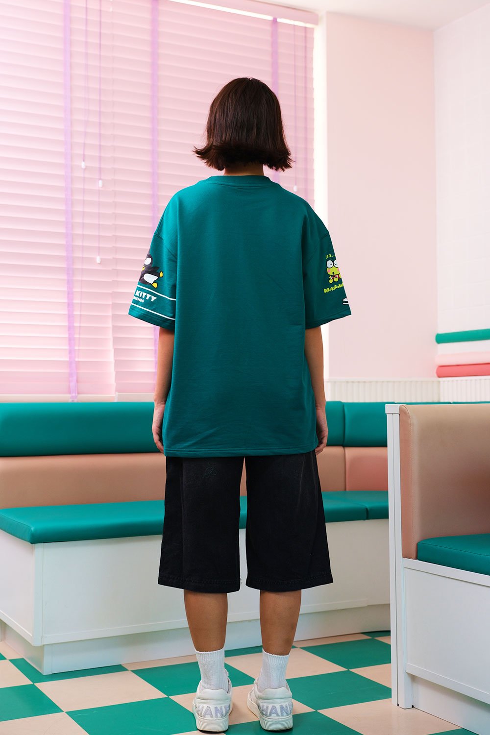 World Of Kitty Oversized T-shirt - BonkersCorner