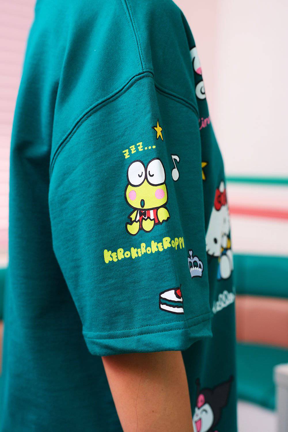 World Of Kitty Oversized T-shirt - BonkersCorner