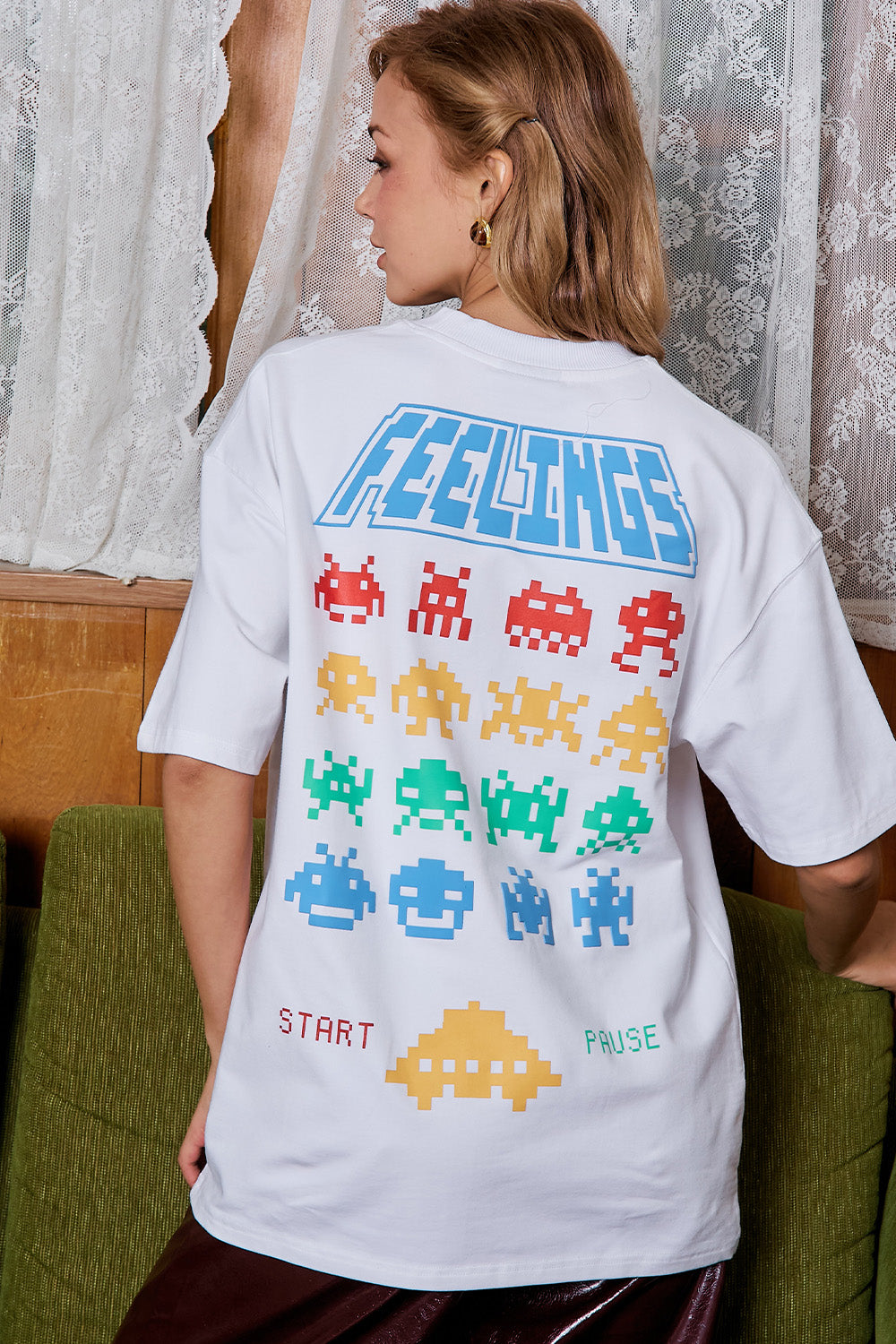 Arcade Feelings White Oversized T-shirt