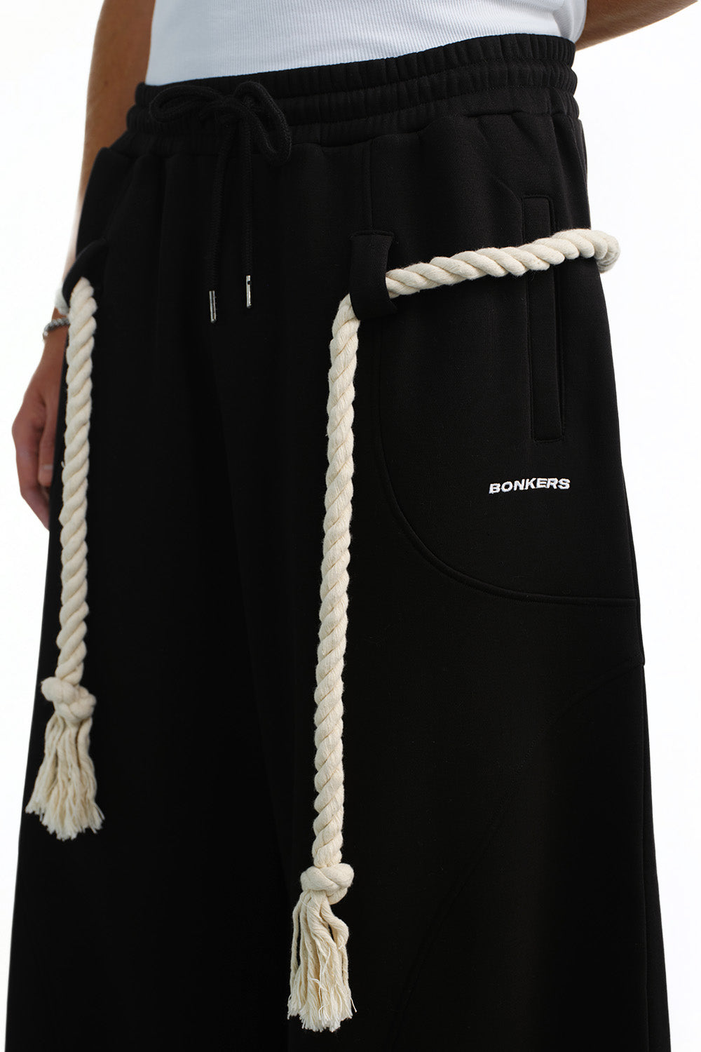 Black Puff Mode Sweatpants - BonkersCorner