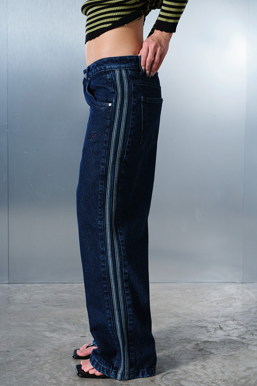 Ridge Line Blue Straight Fit Jeans - BonkersCorner