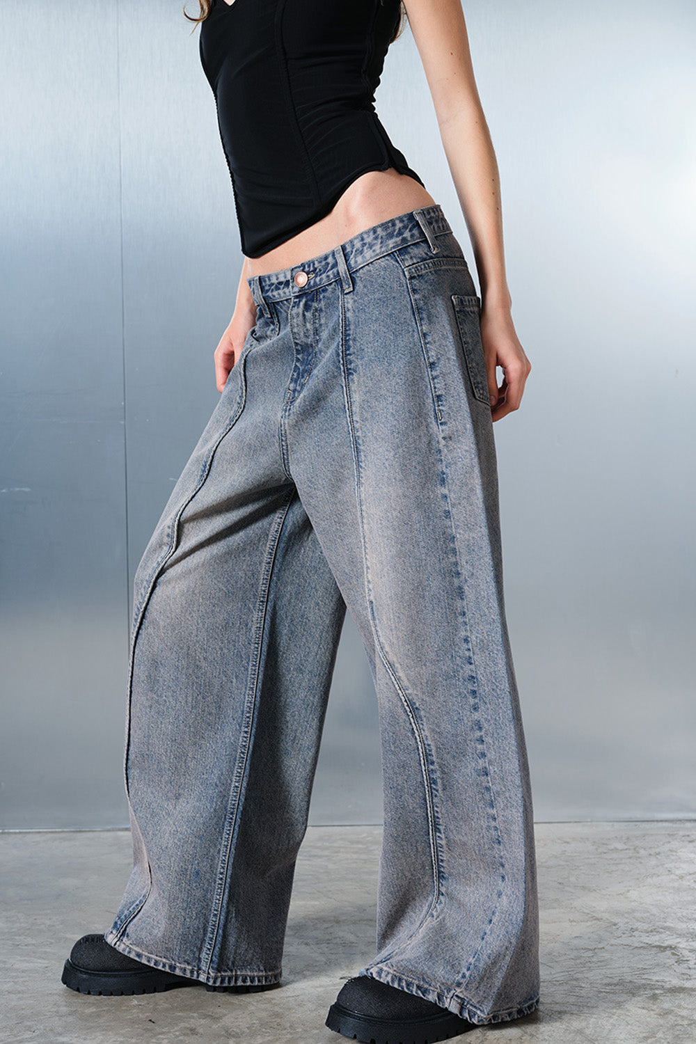 Rusted Wash Wide-Leg Jeans