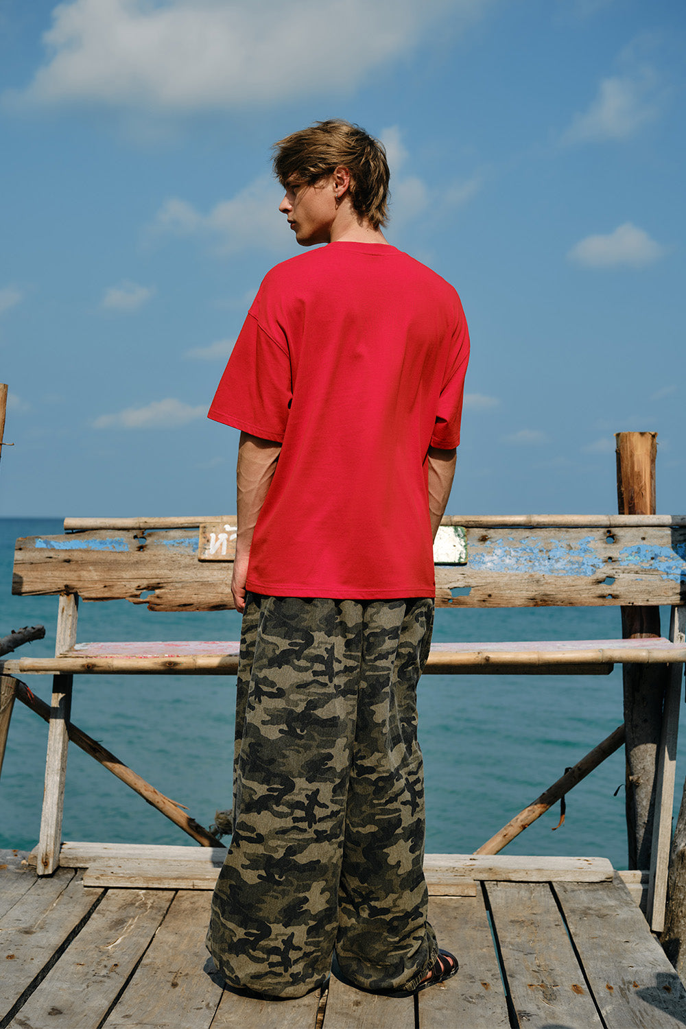 Snap Snap Oversized T-shirt - BonkersCorner