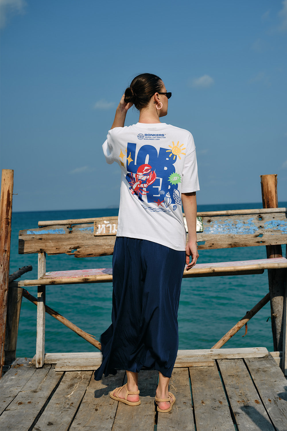 Lobster Club Oversized T-shirt - BonkersCorner