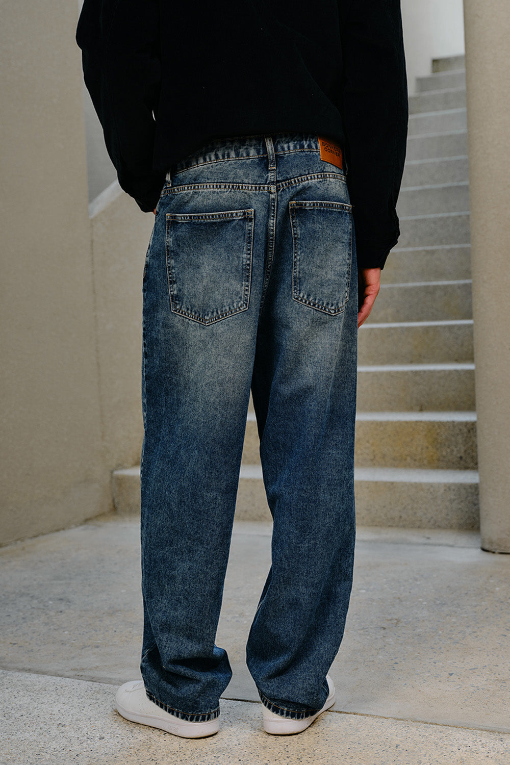 Rugged Wash Wide Leg Jeans - BonkersCorner