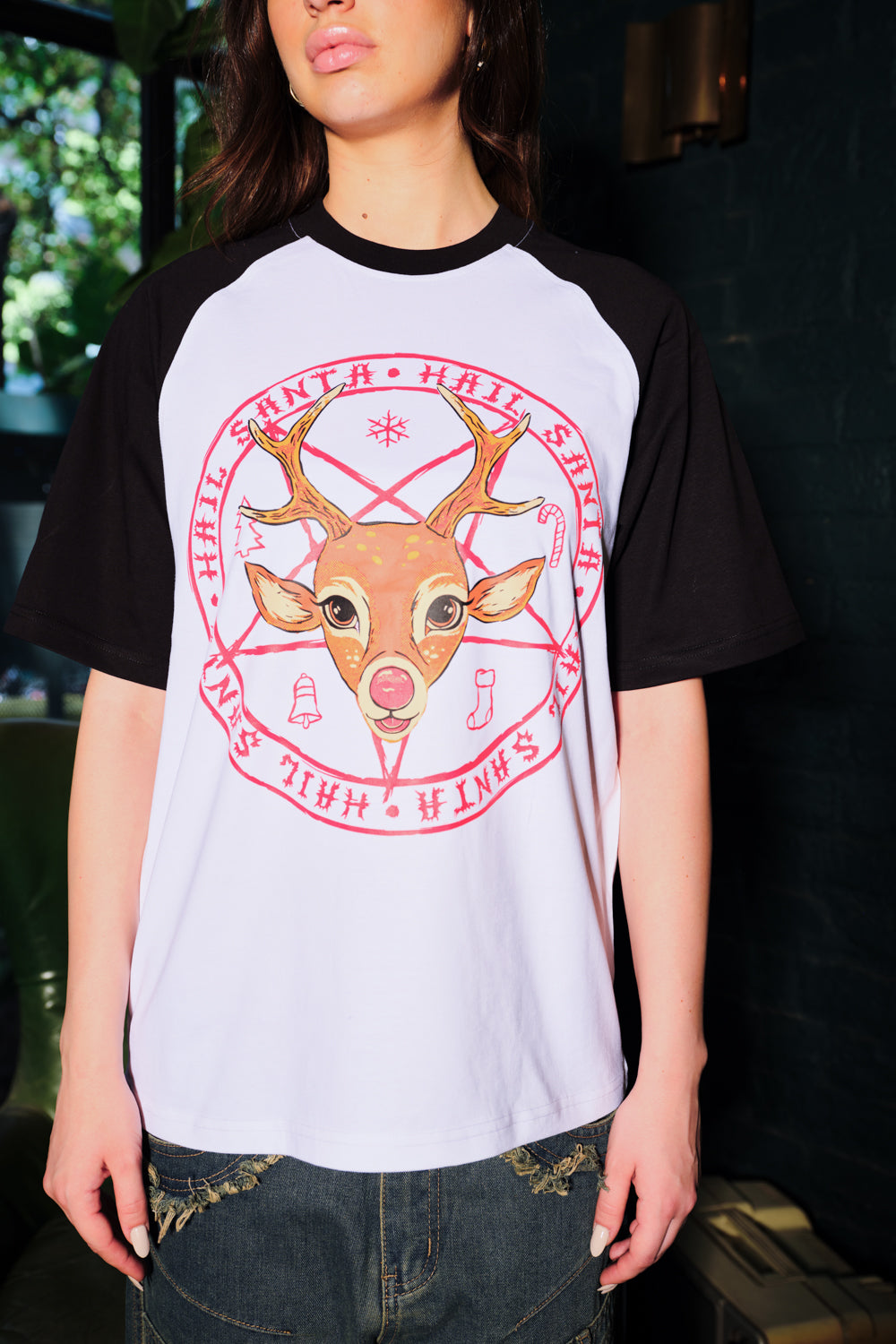 Santa’s Star Oversized T-shirt - BonkersCorner