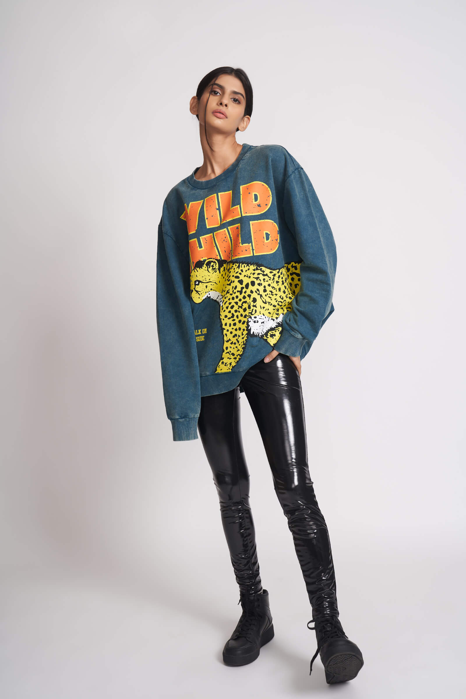 Bonkerscorner_Untamed_leopard_faded_oversized_tshirt_05