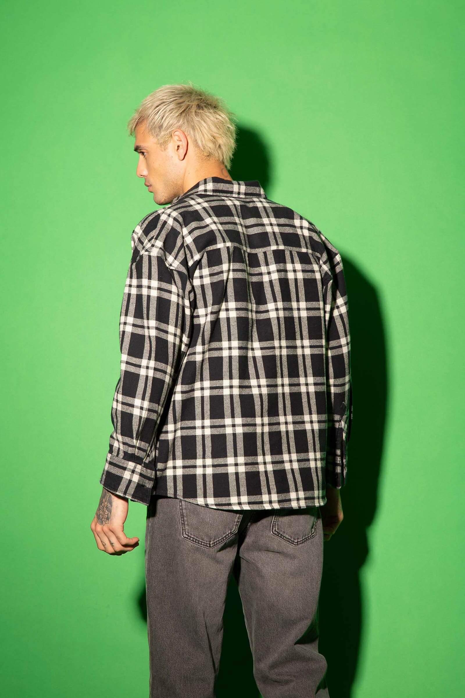 Bonkerscorner_black & white_checkered_shirt_03