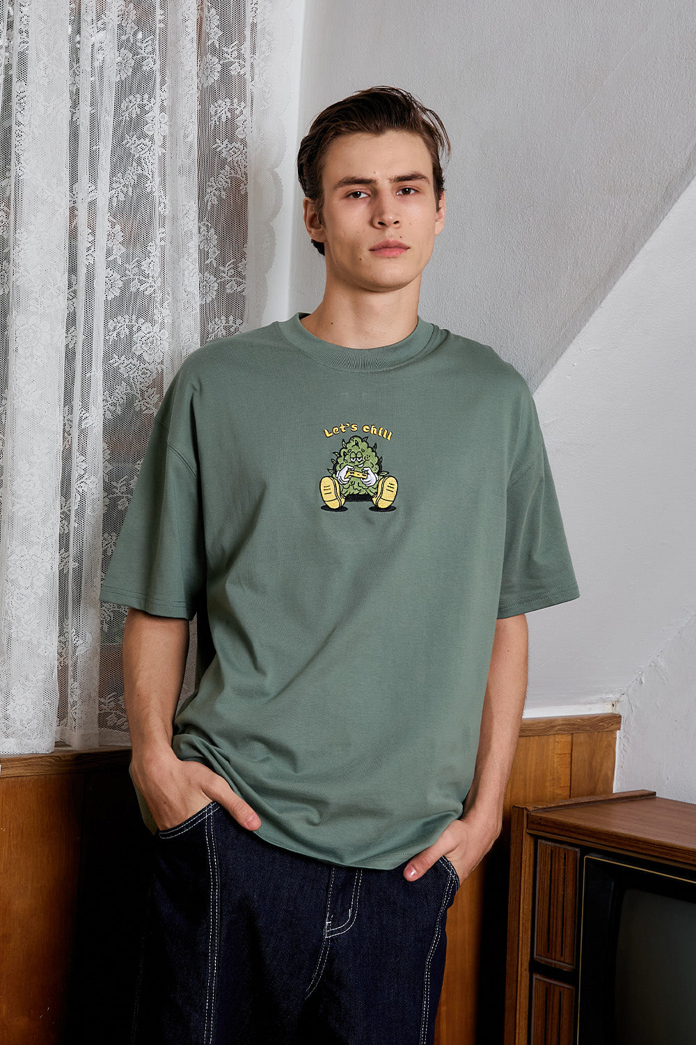 Chill Nugget Green Oversized T-shirt - BonkersCorner