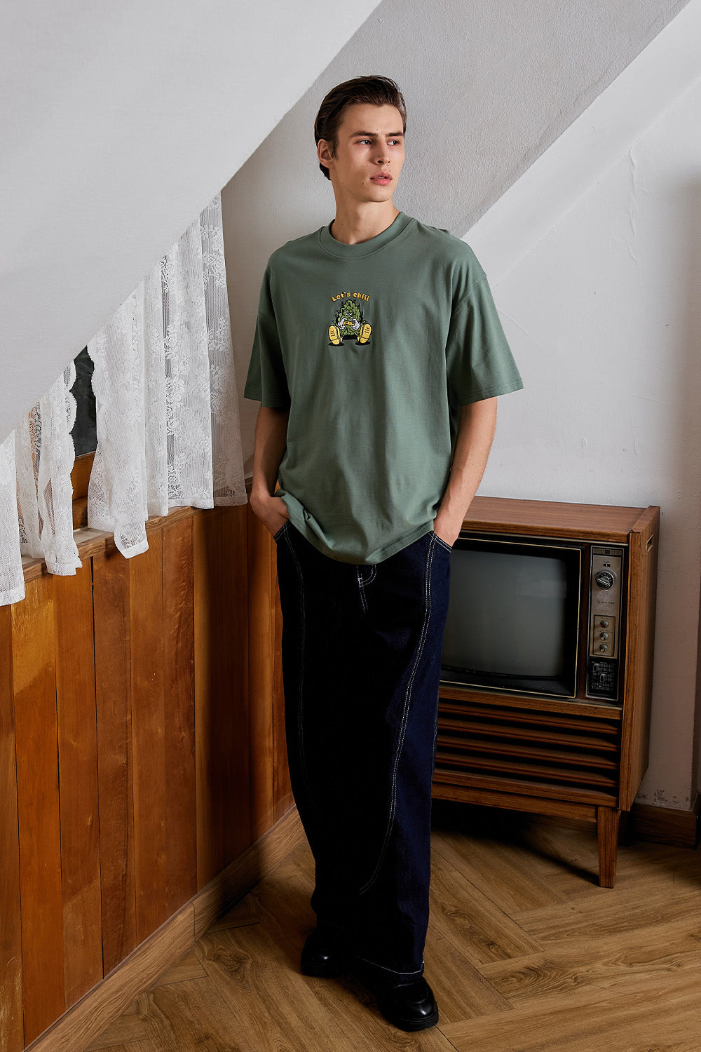 Chill Nugget Green Oversized T-shirt - BonkersCorner