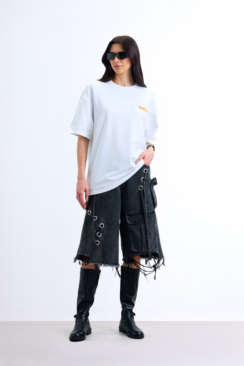 Icon Lineup Oversized T-shirt - BonkersCorner