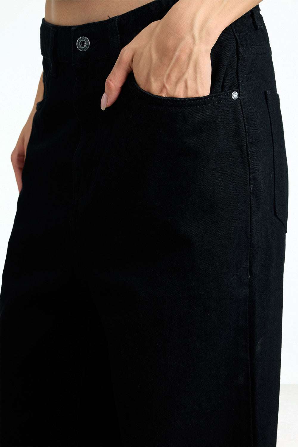 Jet Black Relaxed Fit Jeans - BonkersCorner