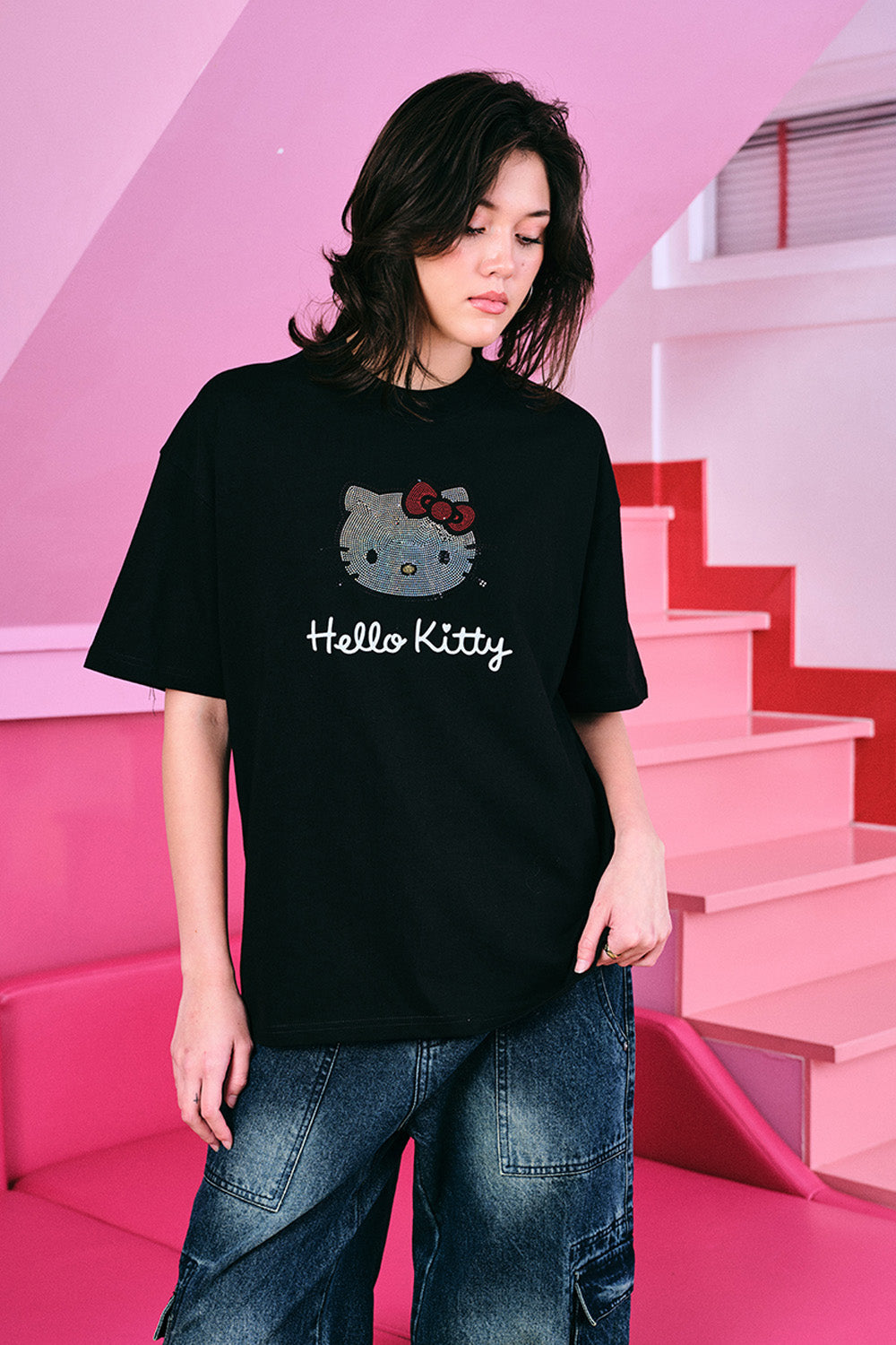 Drama Cutie Oversized T-shirt - BonkersCorner
