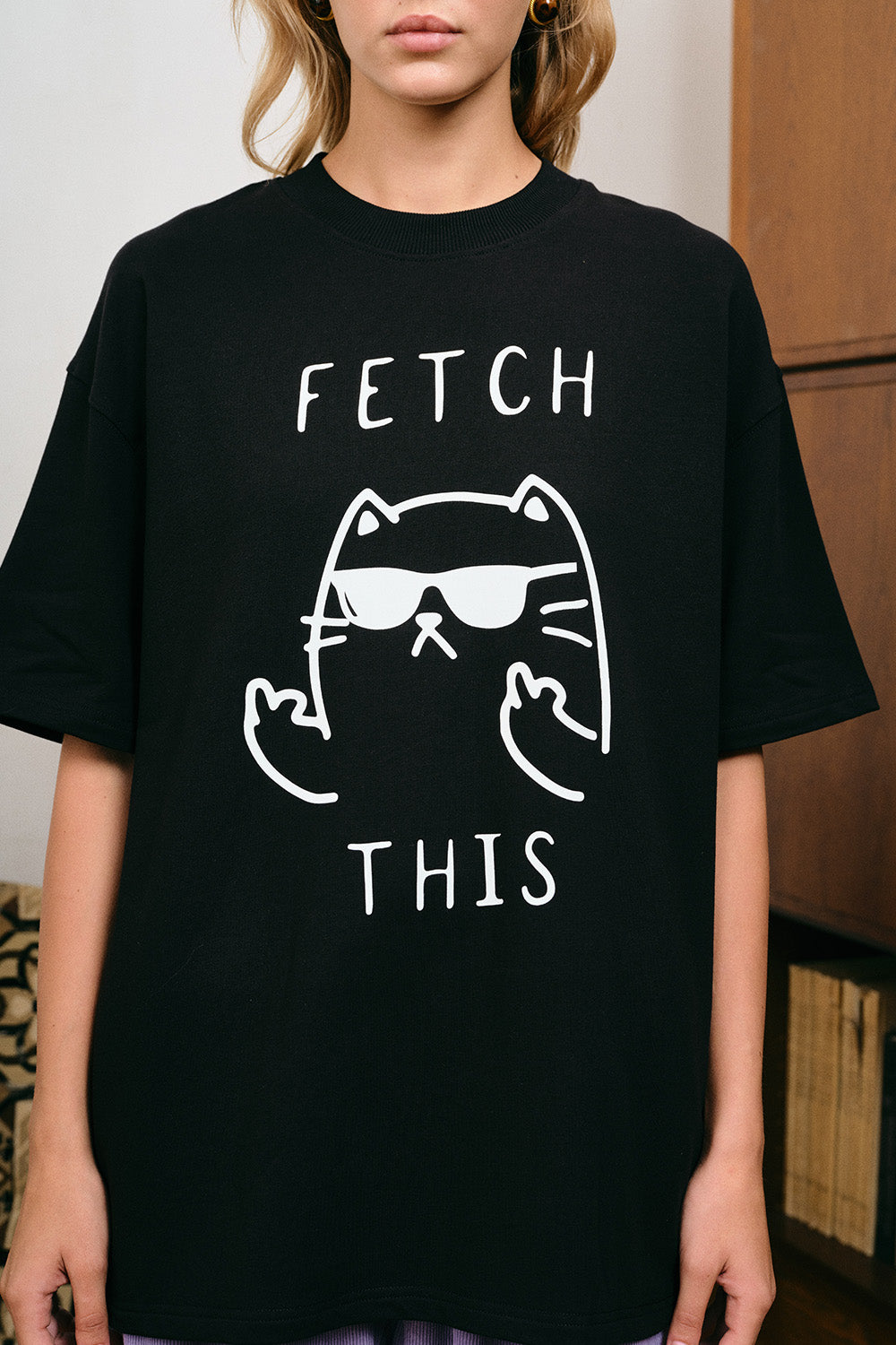 Sassy Cat Black Oversized T-Shirt - BonkersCorner