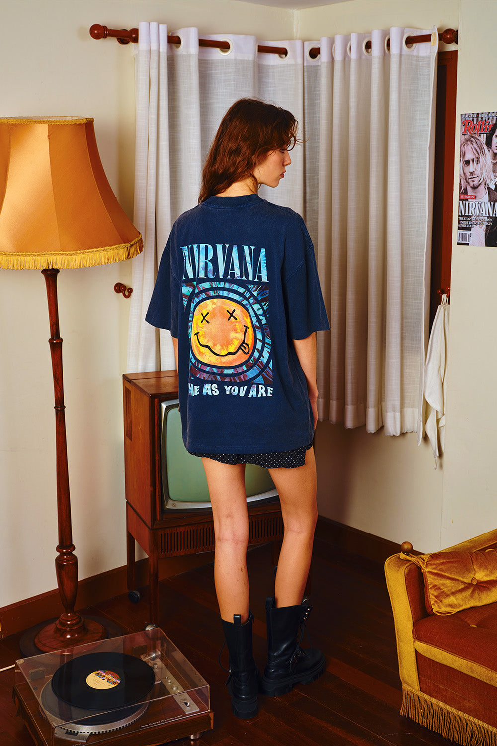 Smells Like Happy Memory Oversized T-shirt - BonkersCorner