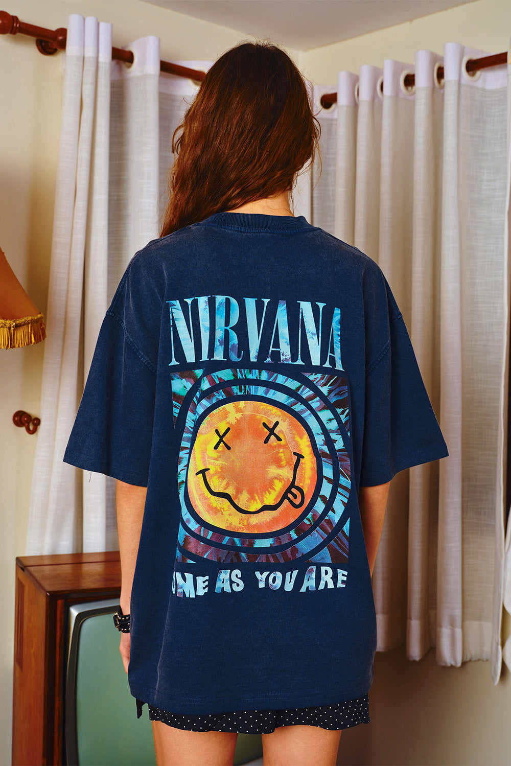 Smells Like Happy Memory Oversized T-shirt - BonkersCorner