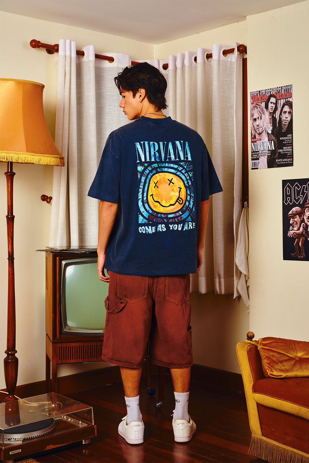 Smells Like Happy Memory Oversized T-shirt - BonkersCorner