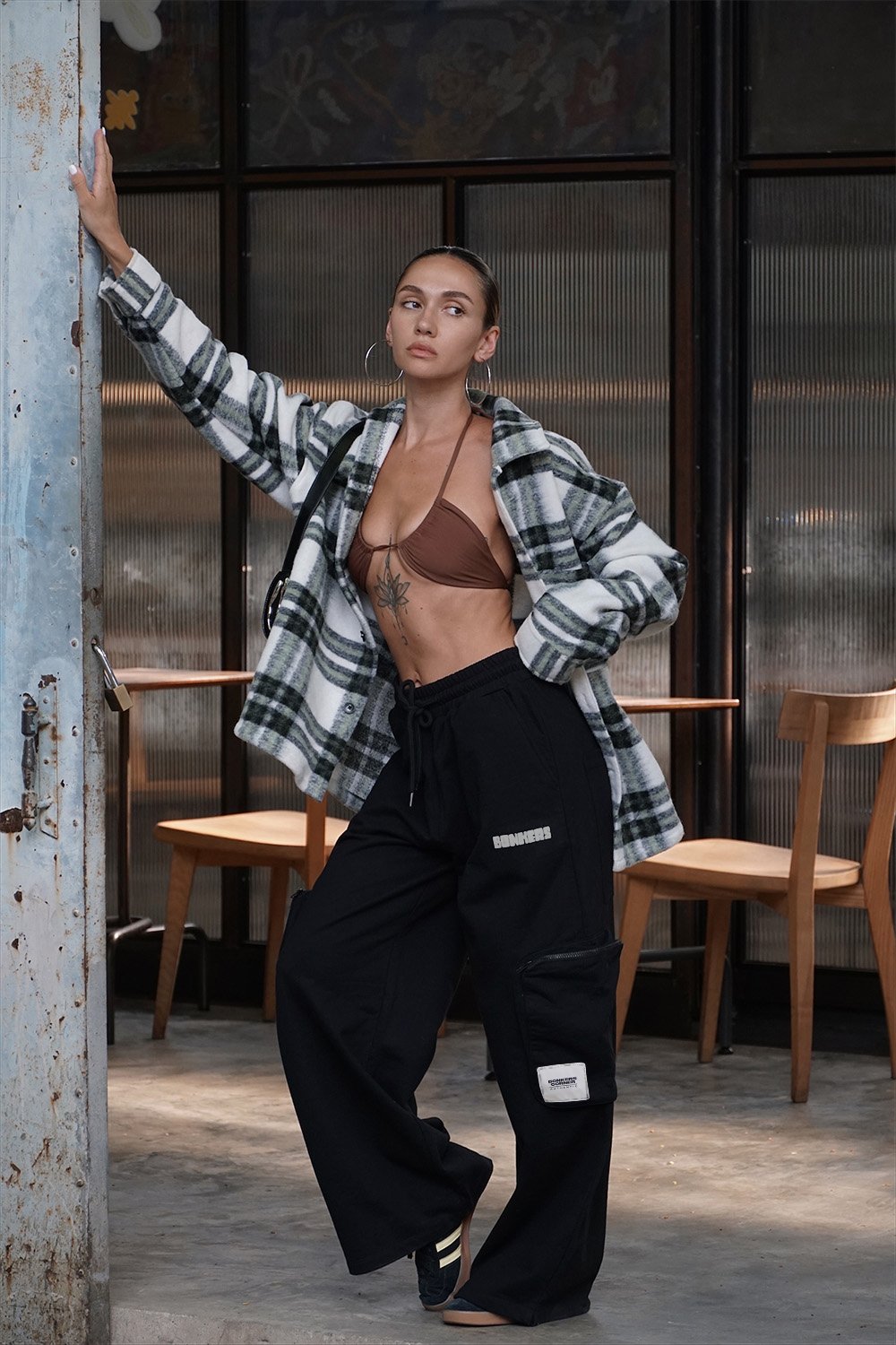 Black Heavyweight Cargo Pants With Pockets - BonkersCorner
