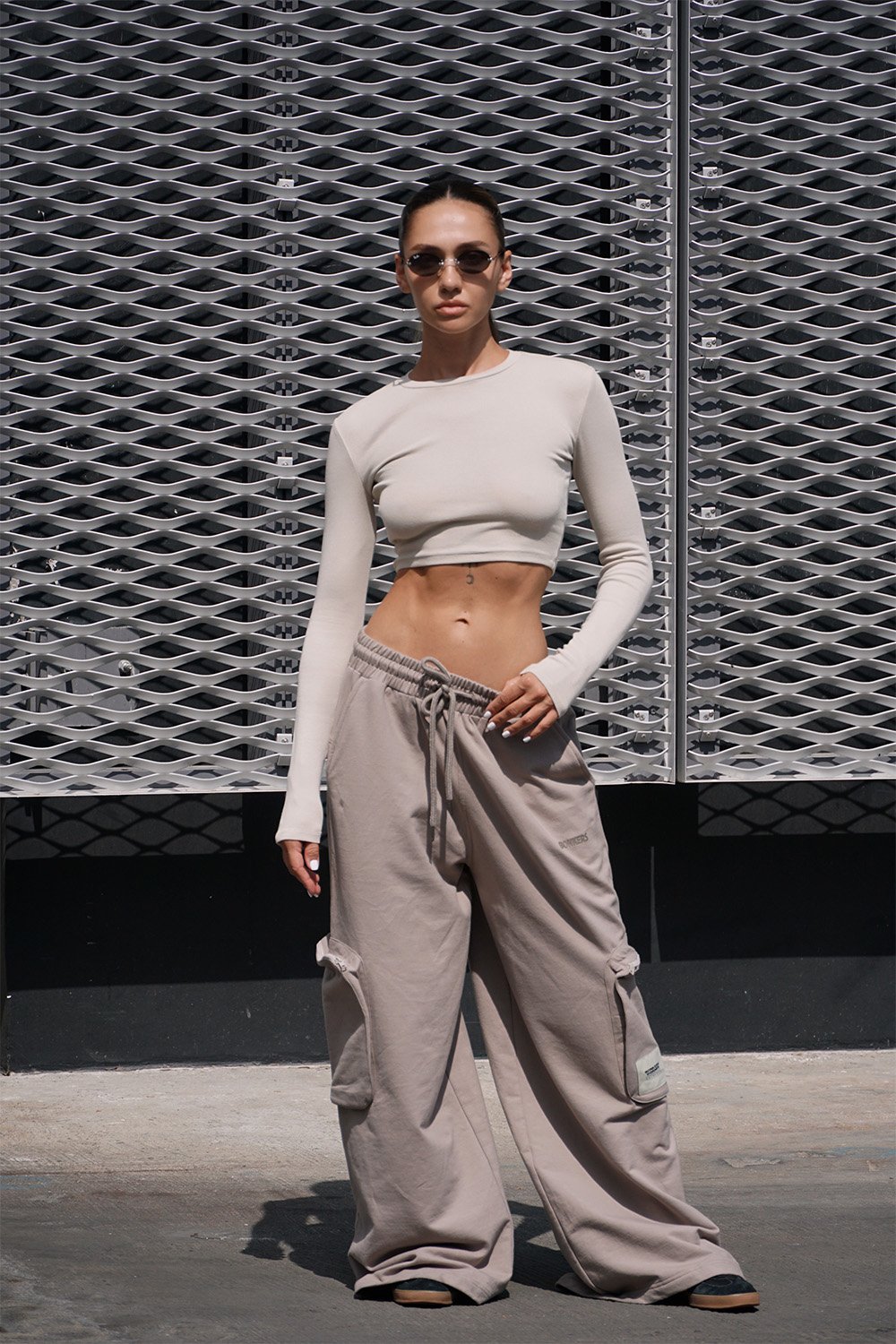 Light Beige Heavyweight Cargo Pants With Pockets - BonkersCorner