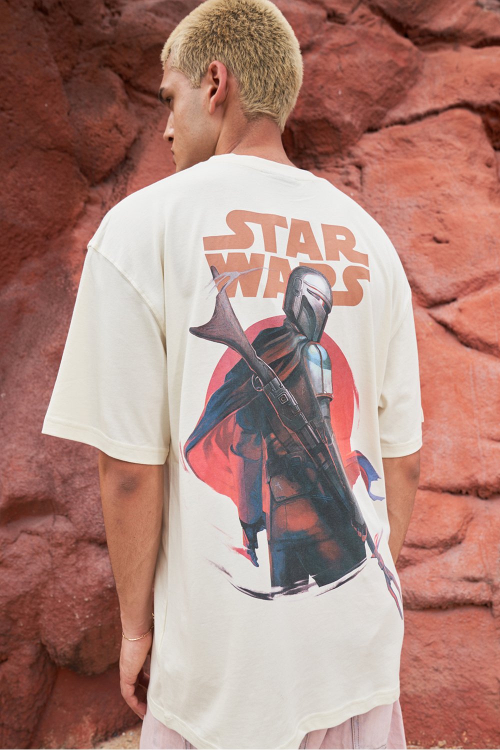 Mandalorian Off White Oversized T-shirt - BonkersCorner