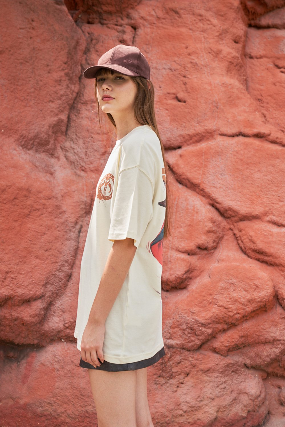 Mandalorian Off White Oversized T-shirt - BonkersCorner